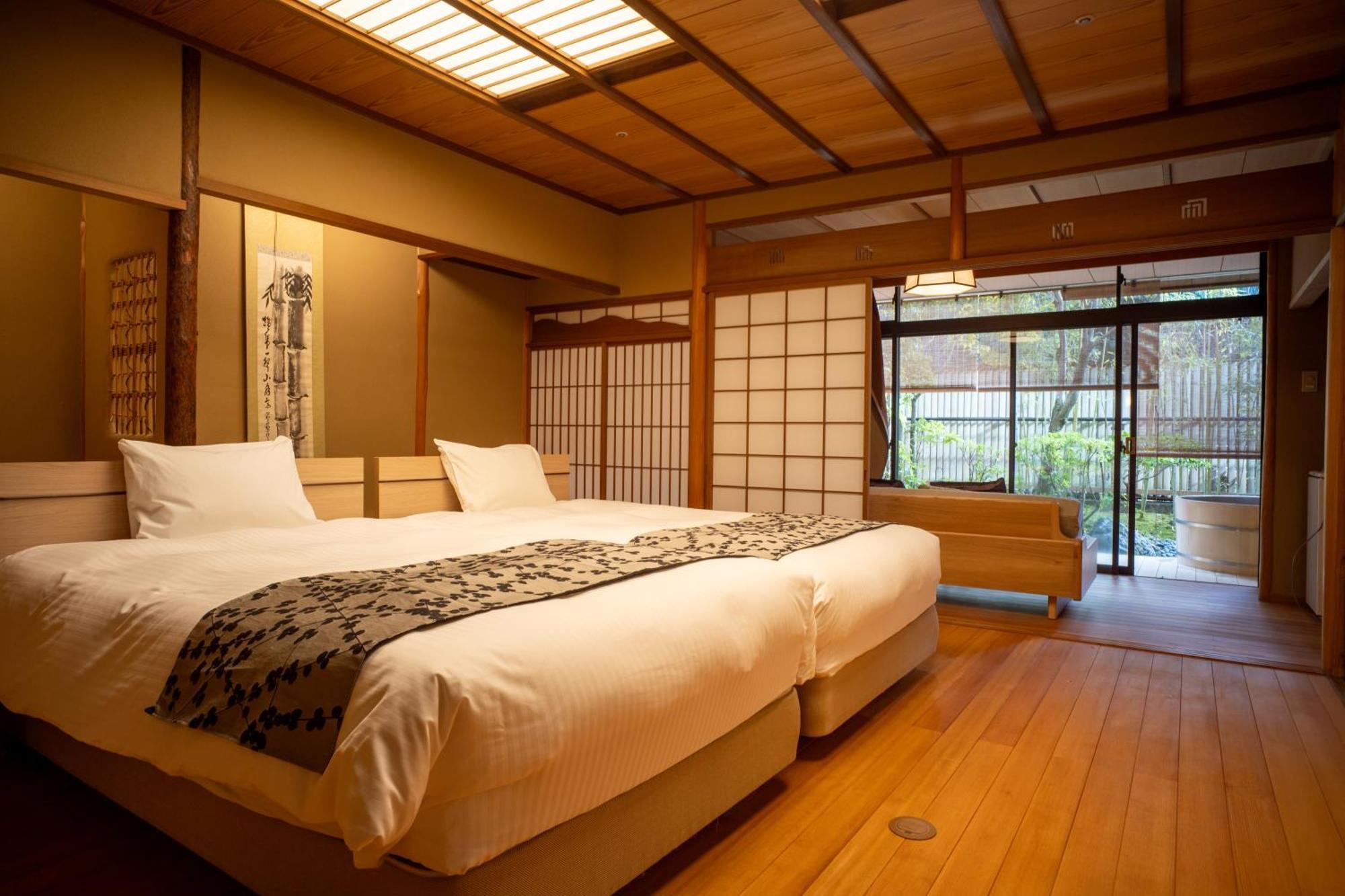Miyajima Grand Hotel Arimoto Хацукаити Экстерьер фото