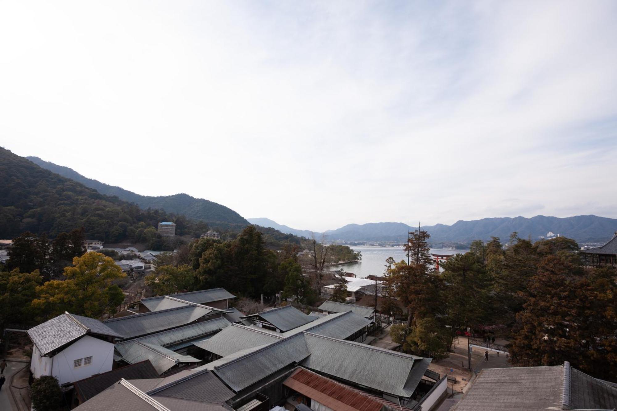 Miyajima Grand Hotel Arimoto Хацукаити Экстерьер фото